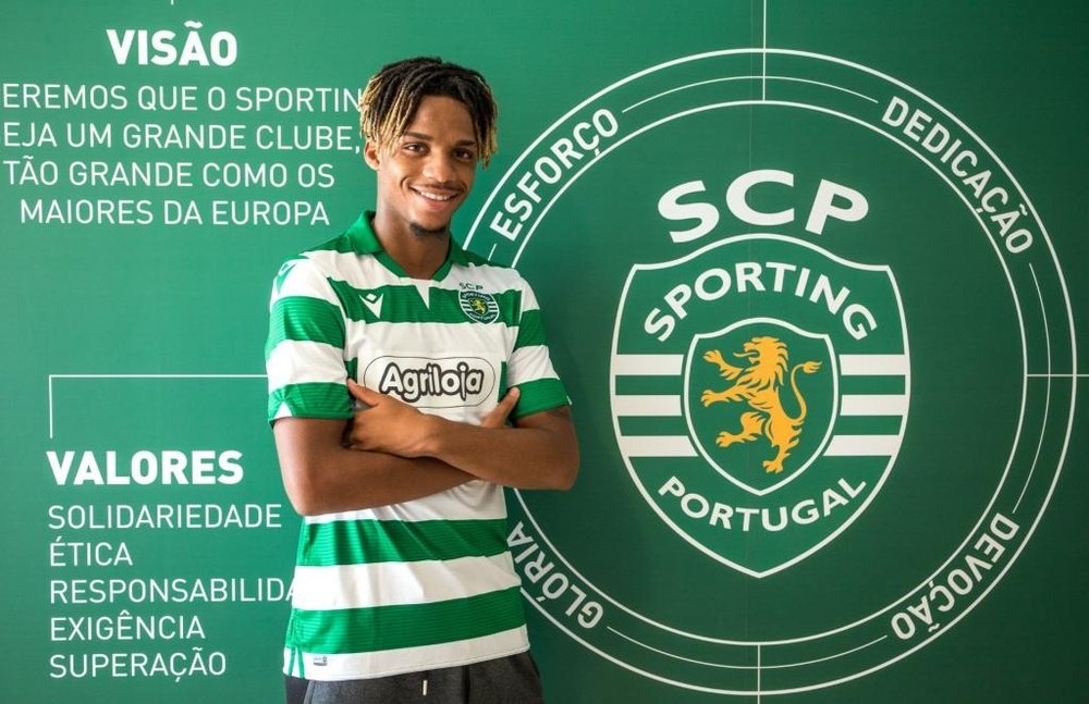Gonçalo Costa prolongou seu vínculo com o clube português até 2024. SportingCP