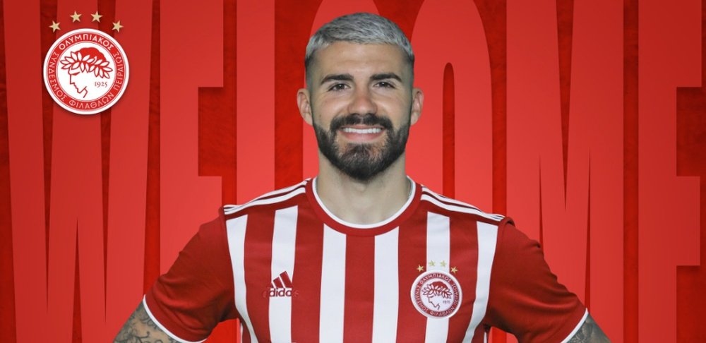 Pipa chega á Grécia e junta-se ap Olympiacos.AFP