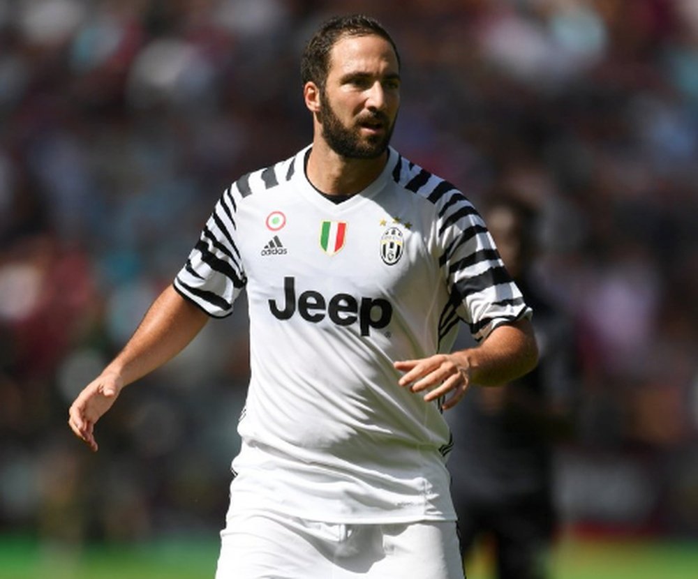 Gonzalo Higuaín, durante su debut con la Juventus. Twitter