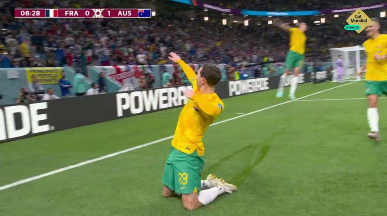 Australia se adelantó a los ocho minutos. Captura/GolMundial