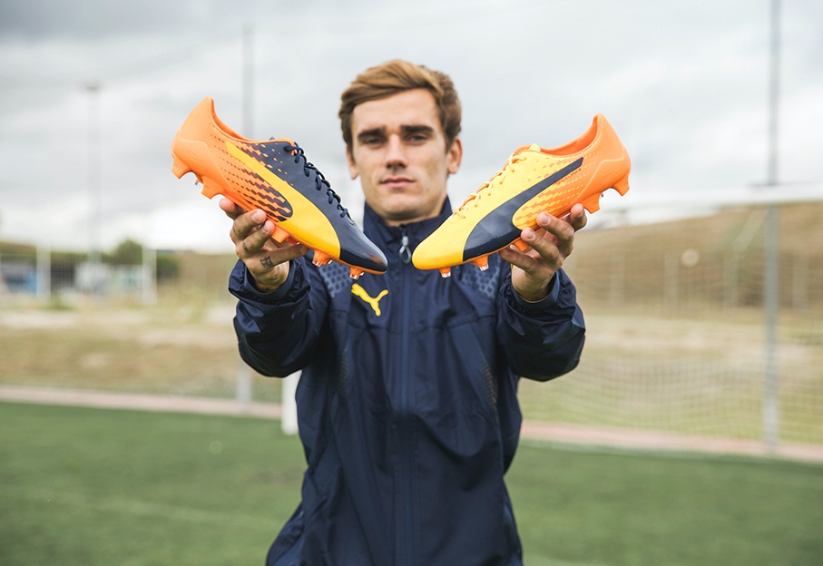 Botas griezmann 2025