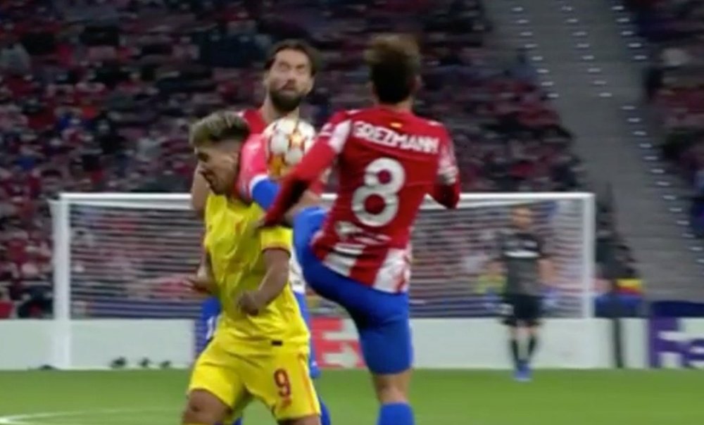 Griezmann was sent off for a dangerously high boot. Screenshot/MovistarLigadeCampeones