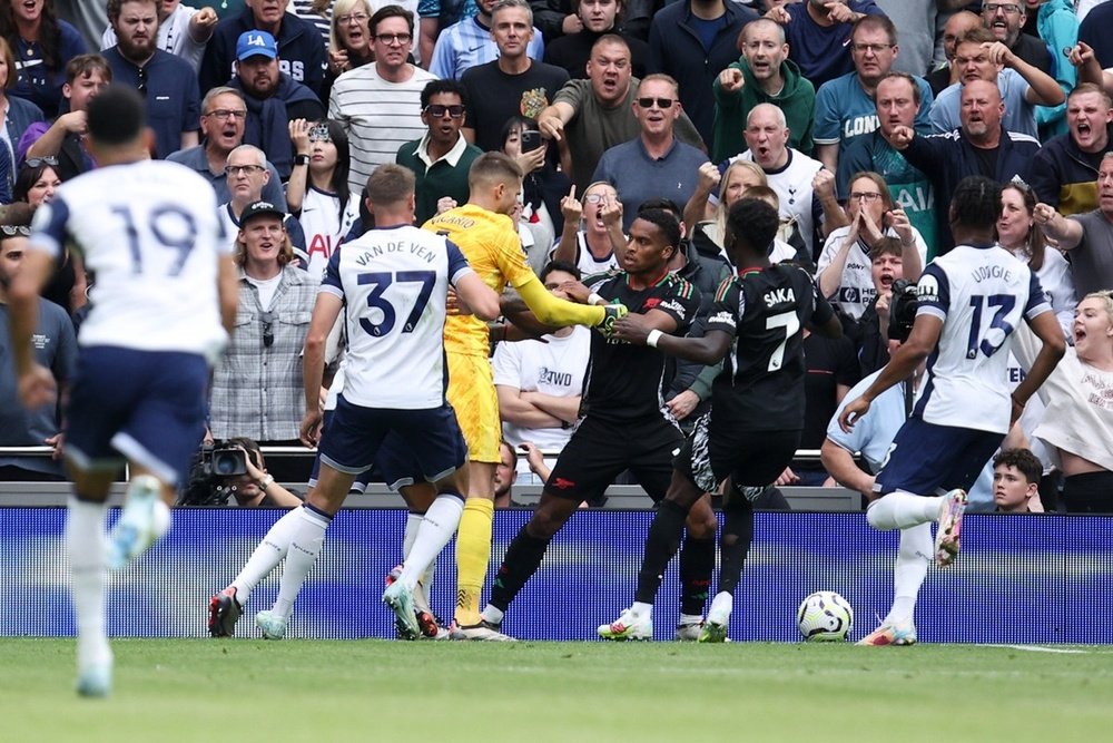 Arsenal have now won on their last three visits to Tottenham. EFE