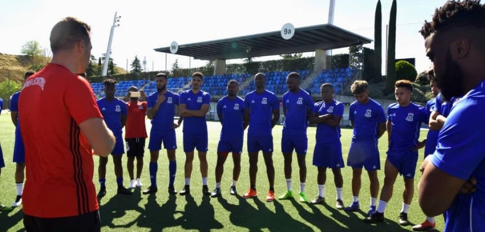La selección de Guinea Ecuatorial durante un entrenamiento. FEGUIFUT