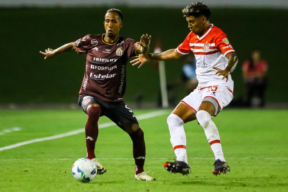 Estudiantes aprueba con nota en el partido inaugural de la Libertadores