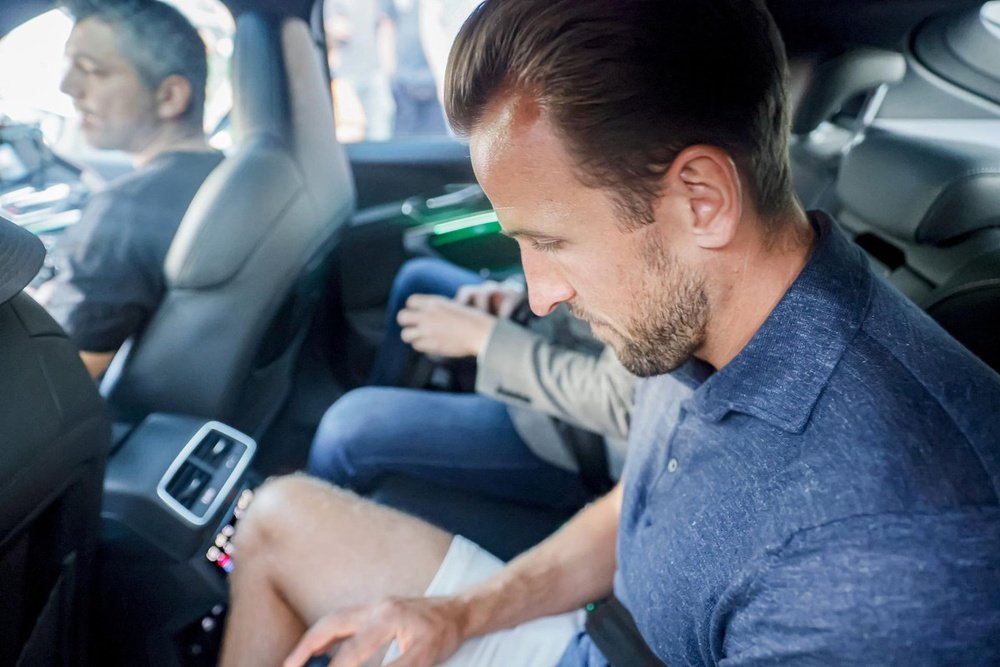 England skipper Harry Kane arrived in Munich on Friday. EFE