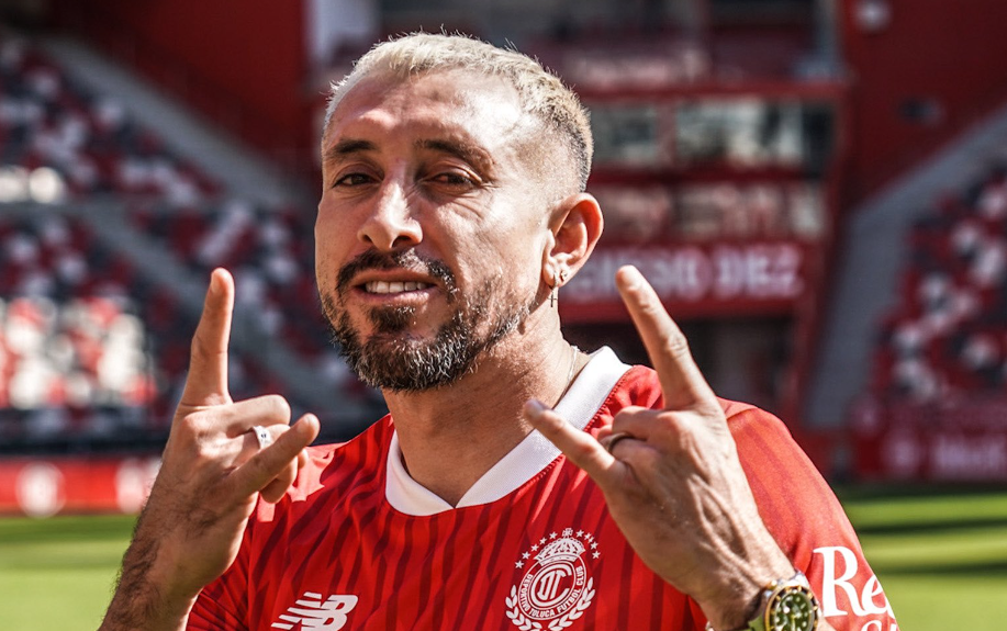 Toluca ya presume de Héctor Herrera, que vuelve a México