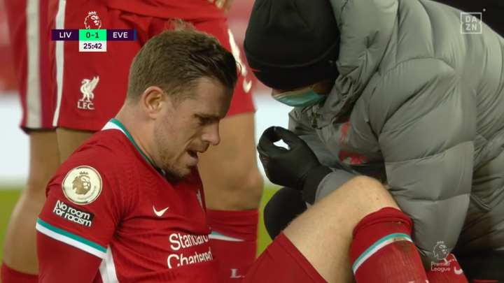 Henderson entra na lista de lesionados do Liverpool