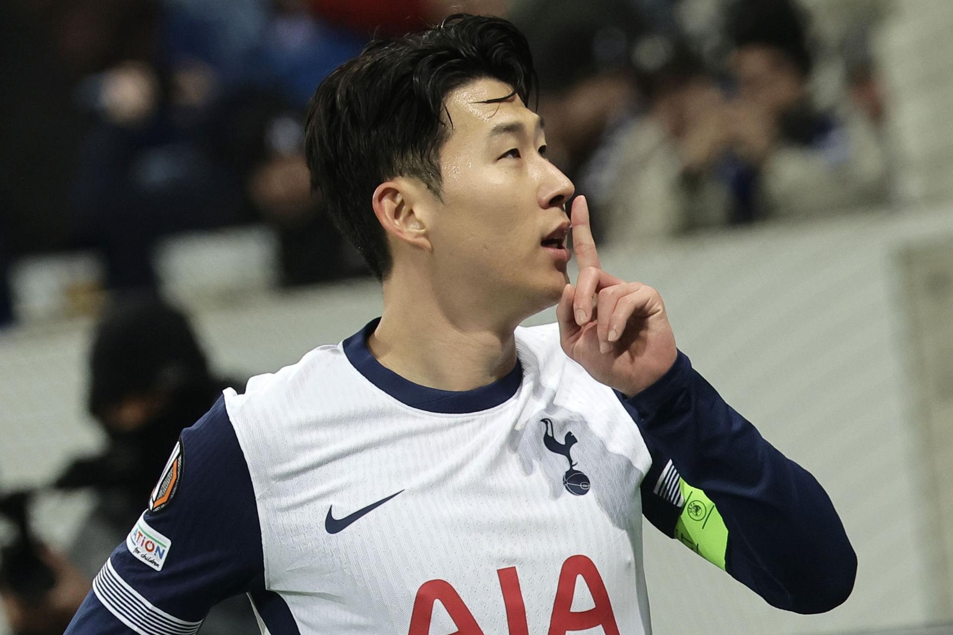 Son se confiesa ante el rey de Inglaterra: 