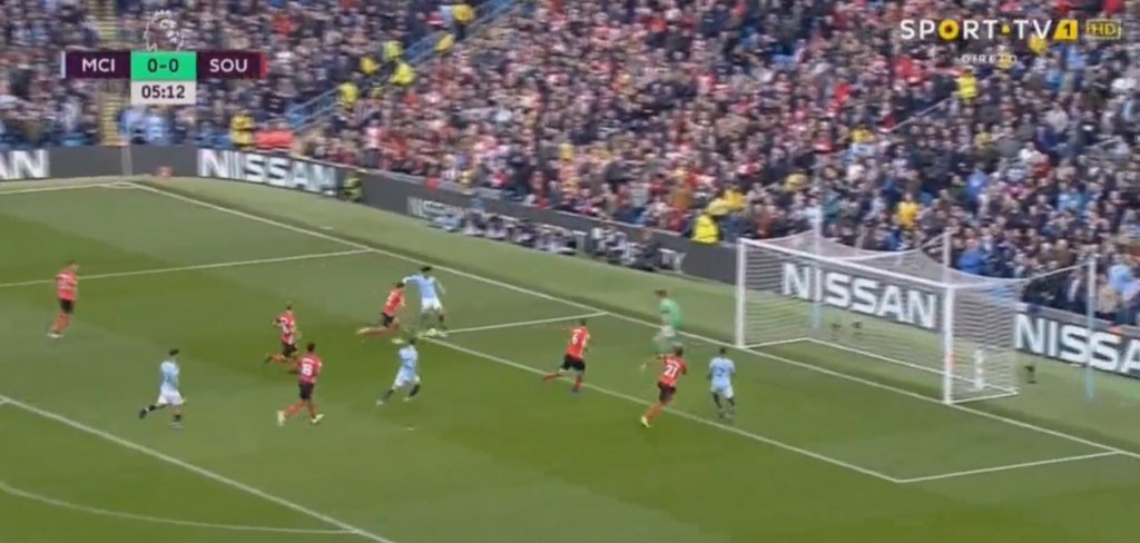 Hoedt own goal gave City the lead against Southampton. Captura/SportTV1