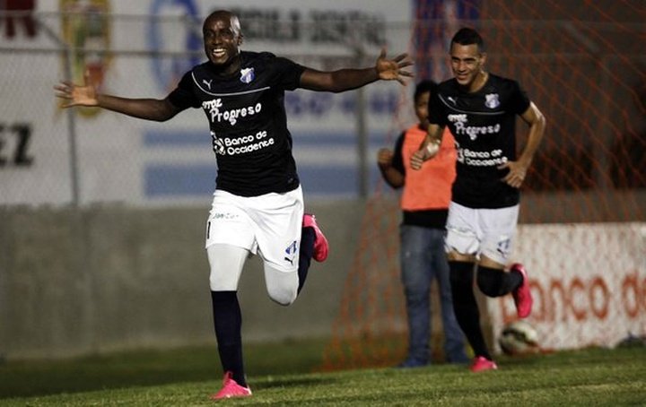 Honduras Progreso venció por 1-0 a Juticalpa y permanece líder en el torneo
