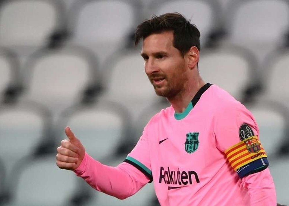 Henry défend Messi: Moi aussi je marchais. AFP