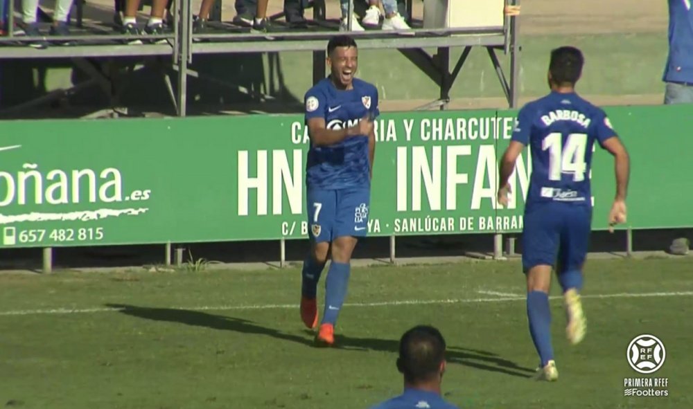 El Linares Deportivo venció 0-2 al Atlético Sanluqueño. Captura/Footters