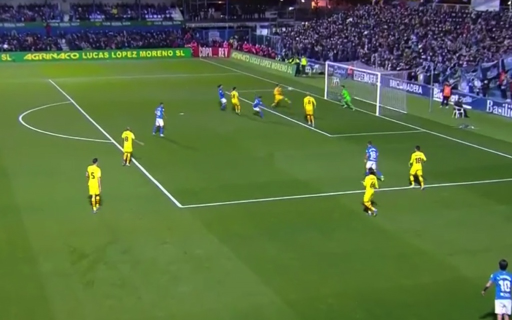ï»¿Barcelona fell at the back of to Linares after stunning protecting
