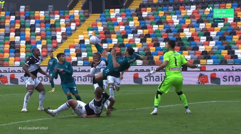 Golazo de Ibra. Captura/MovistarLigaDeCampeones