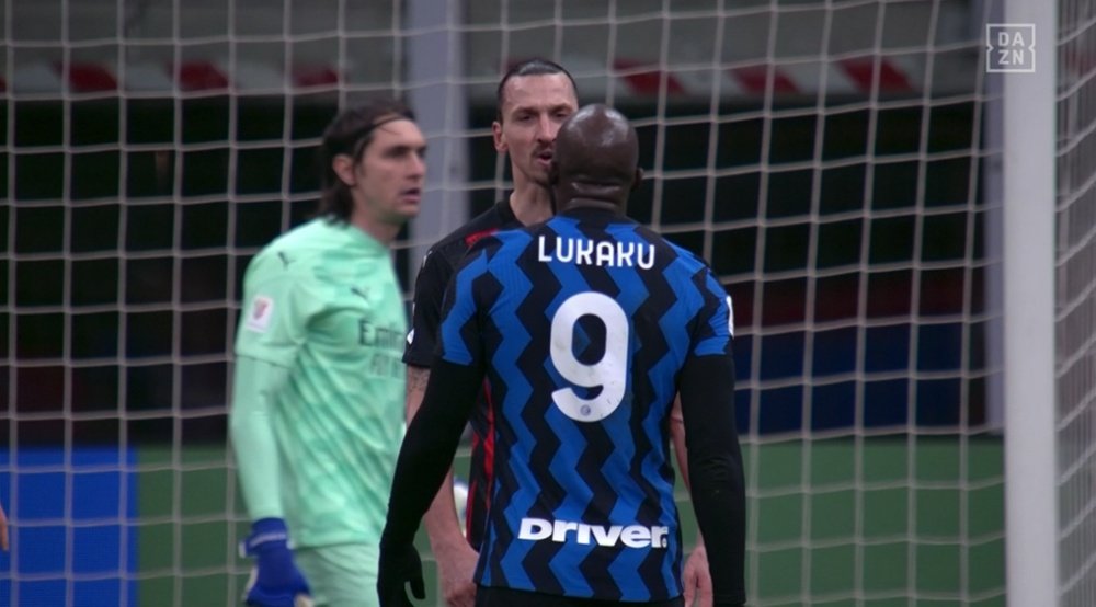 Altercation entre Zlatan Ibrahimovic et Romelu Lukaku. Capture d'écran/DAZN