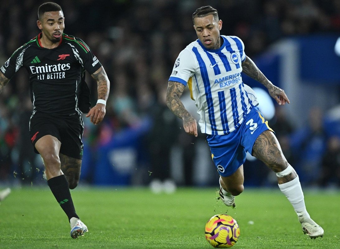 Brighton's Igor Julio to miss rest of the season with harmstring injury