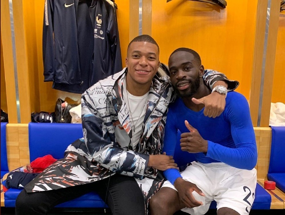 Jonathan Ikoné a encensé Kylian Mbappé. KMbappe