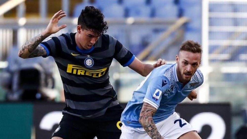 El Inter quiere renovar a Bastoni para evitar una fuga al City. EFE/Angelo Carconi