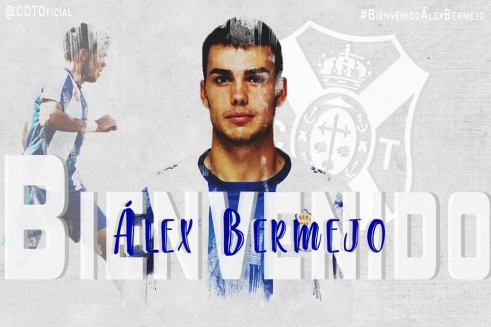 Álex Bermejo jugará en el Tenerife hasta 2022. ClubDeportivoTenerife