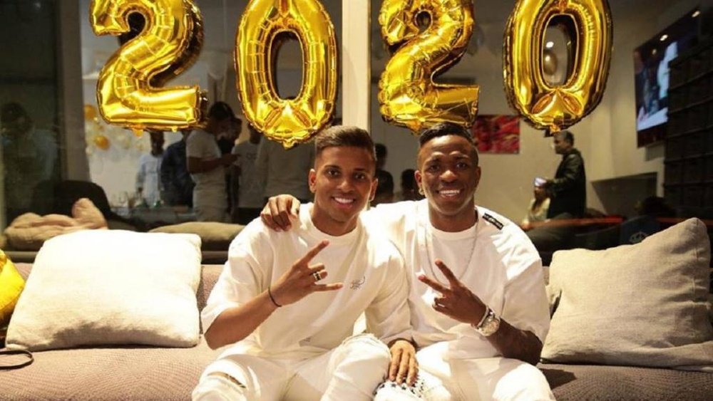 Vinicius et Rodrygo ensemble pour le nouvel an. Instagram/ViniciusJunior