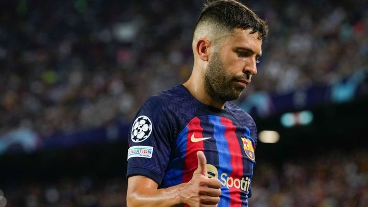 Barca to help Alba leave; Inter and Juve lie in wait