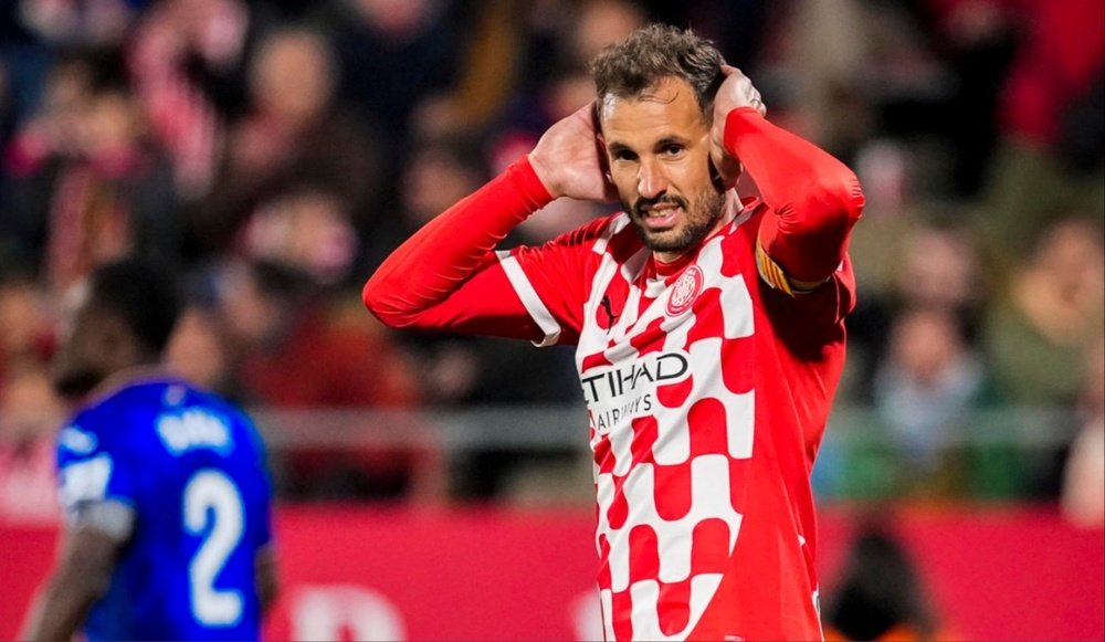 Stuani wanted to take pressure off the figure of the referees. EFE
