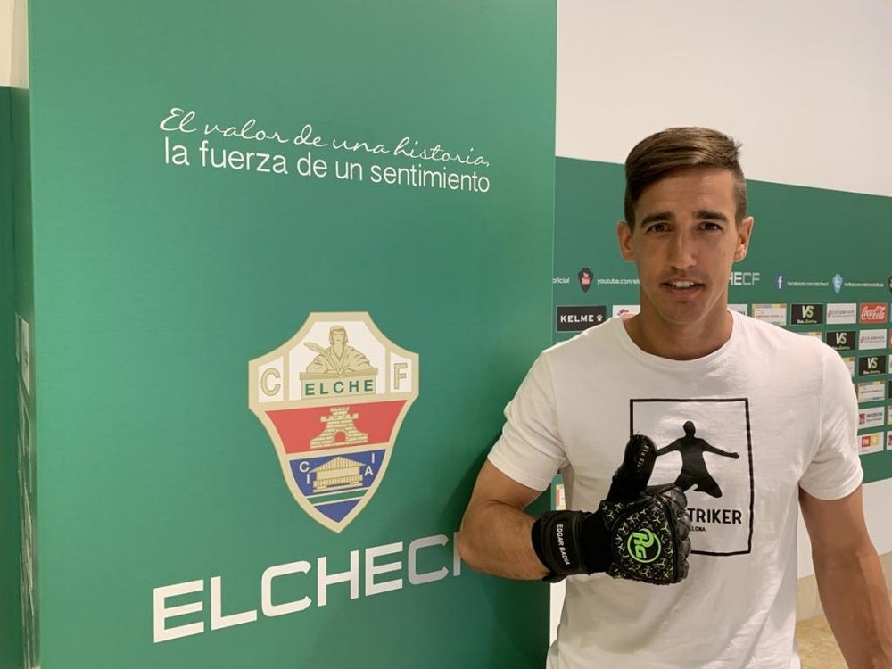 Edgar renueva con el Elche hasta 2022. Twitter/elchecfoficial