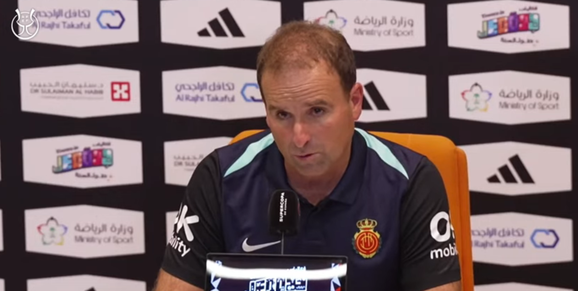 Mallorca coach Jagoba Arrasate appeared in the press room after his side's elimination against Real Madrid in the semi-finals of the Spanish Super Cup. The Balearic coach was proud of the way his side competed despite the defeat.