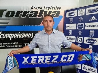 Juan Carlos Gómez, nuevo entrenador del Xerez CD. Twitter/XEREZCD_OFICIAL