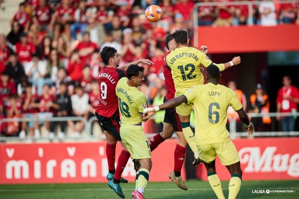 El Mirandés dejó escapar el tren directo. LaLiga