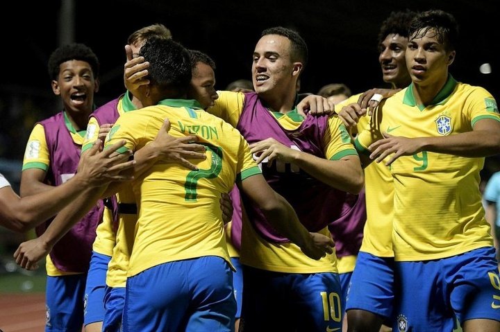 Brasil saca su billete en primera clase