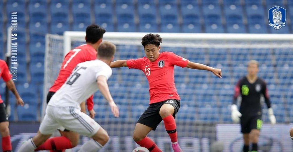 Kang-In Lee disputó sus primeros minutos con la Absoluta de Corea del Sur. Twitter/theKFA