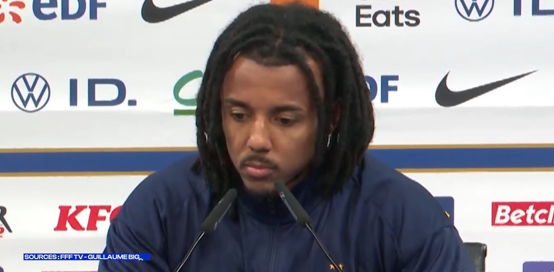 Koundé parla in conferenza. FFFTV