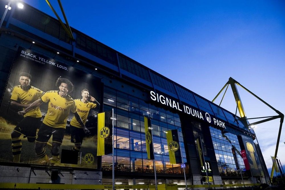 Imagen de la fachada exterior del Signal Iduna Park, donde el Sevilla FC se enfrenta al Borussia Dortmund en la cuarta jornada de Champions. Twitter/BVB