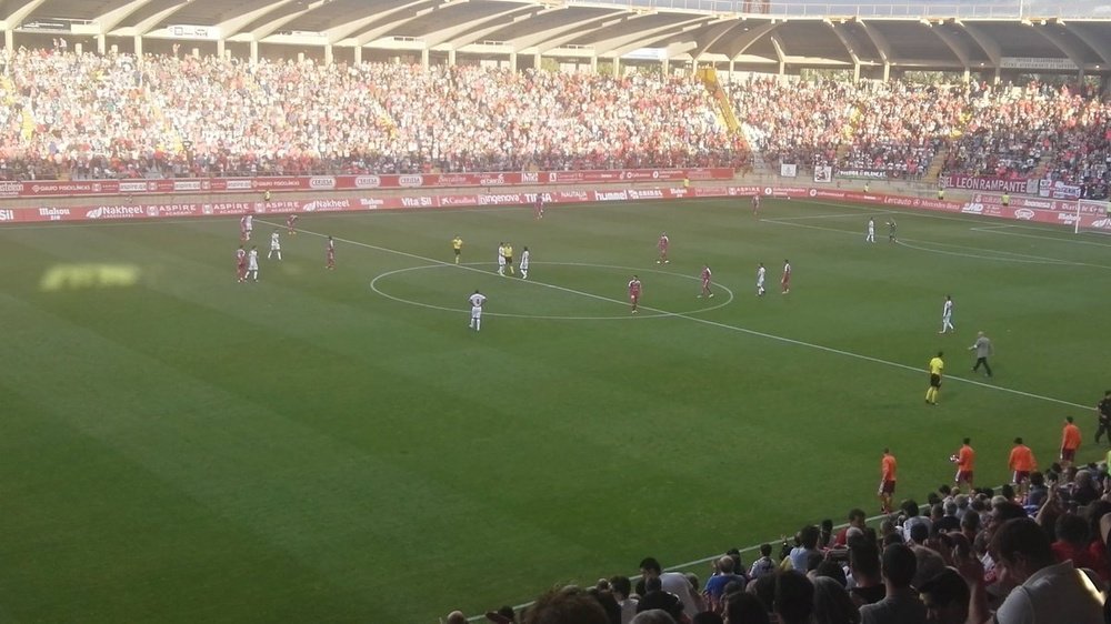 Imagen de la grada del Reino de León en el derbi contra el Valladolid. RadioMarcaValladolid