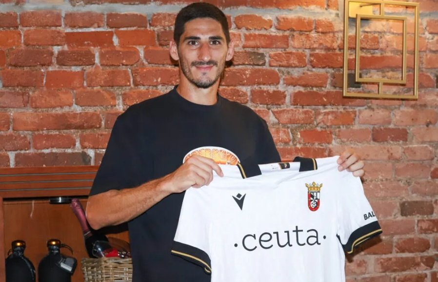 El Ceuta ficha 776 partidos de Segunda. AD Ceuta
