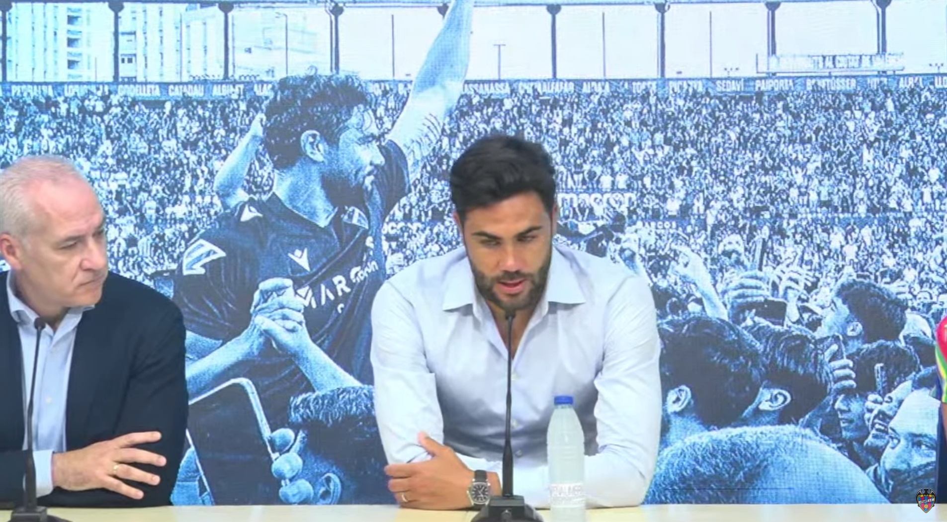 Vicente Iborra se retira. Captura/UD Levante
