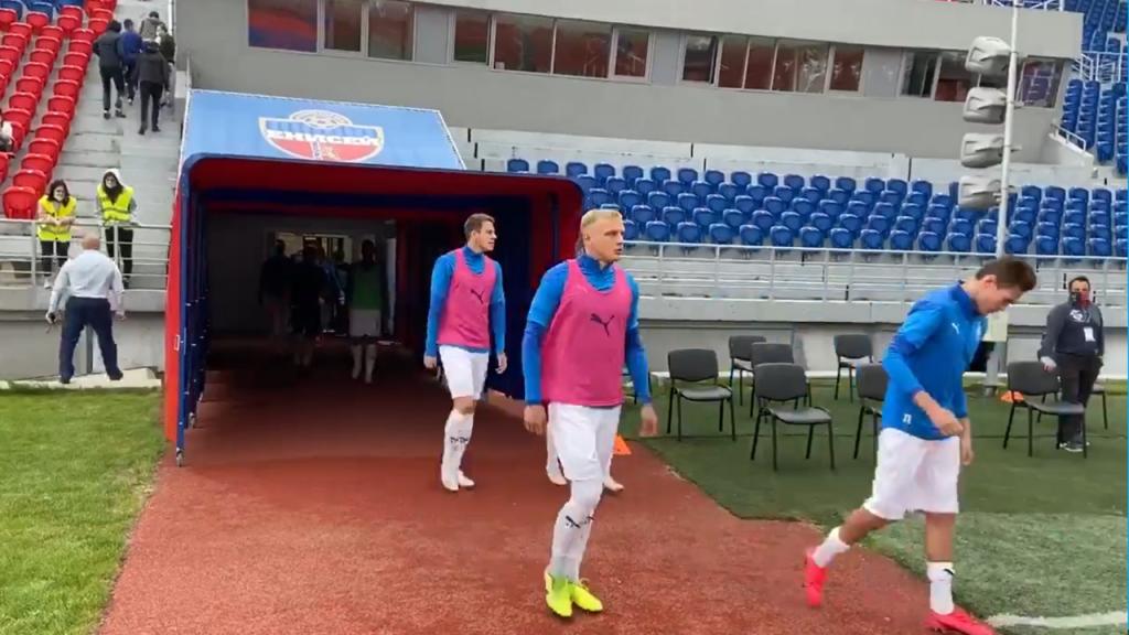 Maillot Krylya Sovetov Samara 2023/24 - Ovsyannikov N°81 - Taille XL - Porté