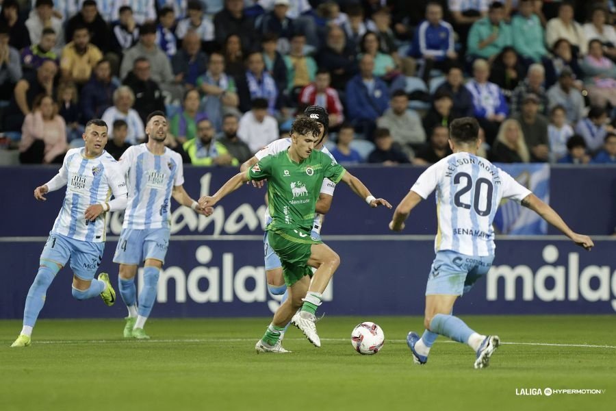 Málaga y Racing empataron a cero. LaLiga