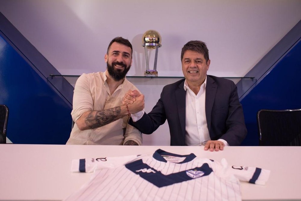 Pratto regresó a Vélez. Twitter/Velez