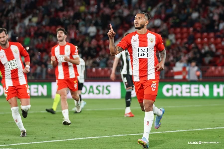 El Almería venció por 2-1 al Racing de Ferrol. LaLiga