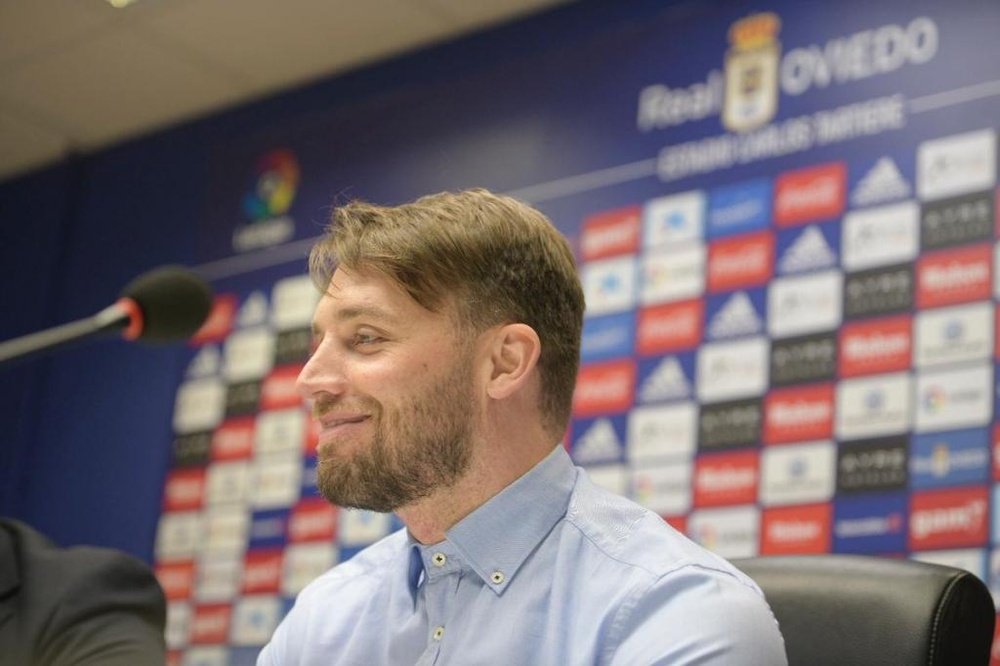 El Burgos quiere a Michu como director deportivo. Twitter/RealOviedo