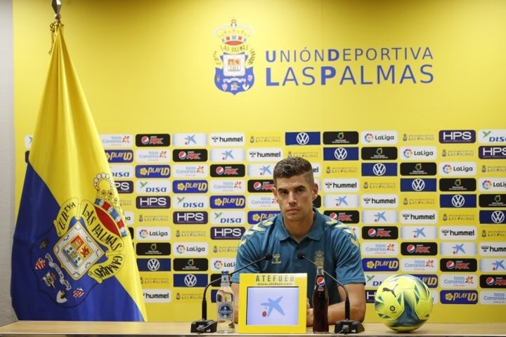 Raúl ve a Las Palmas y Tenerife 