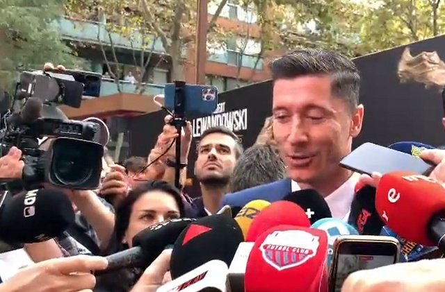 Lewandowski on his controversial gestures. Screenshot/Jijantes