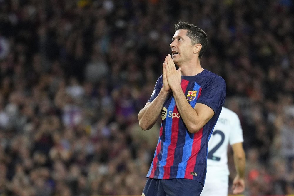 Lewandowski scored a brace against Inter. EFE