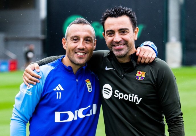 Cazorla valoró la etapa de Xavi en el Barça. FCBarcelona