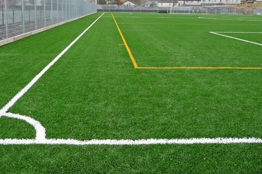Arena de sílice césped artificial fútbol: ¿para qué sirve?