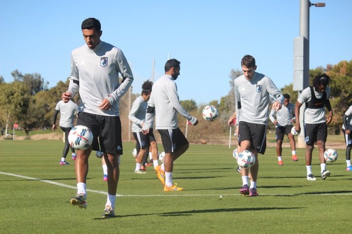 Quintero protagonizó la jornada de la MLS con su 'hat trick'