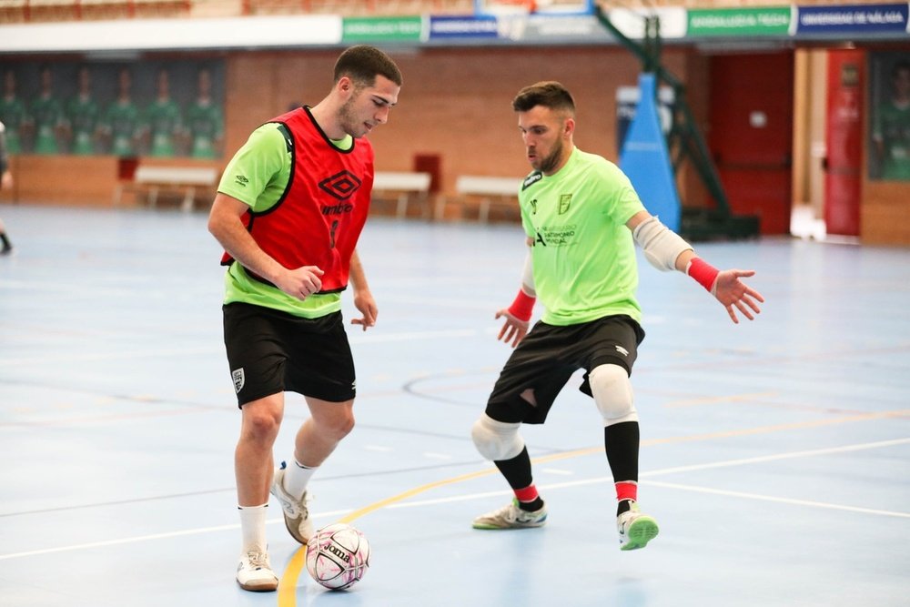 El UMA Antequera se prepara para la temporada. BeSoccerCDUMAAntequera